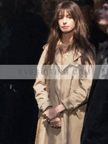 Anne Hathaway The Idea of You 2024 Solène Trench Coat
